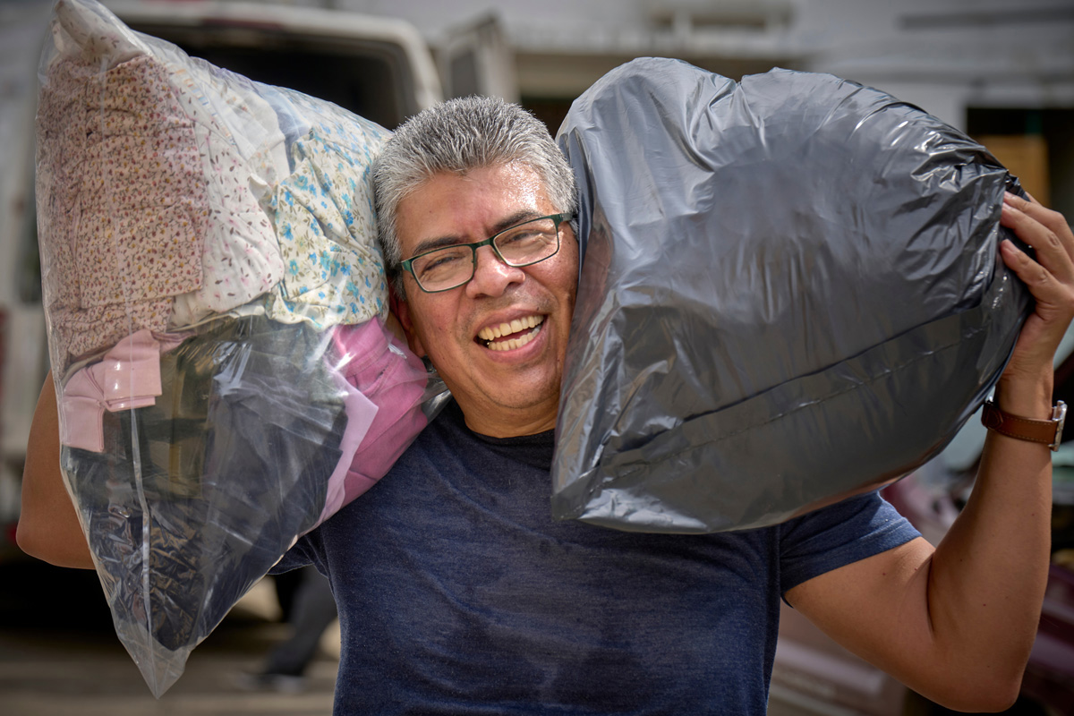 Bishop Agustín Altamirano Ramos helps deliver emergency supplies to Acapulco, Mexico, where Hurricane Otis struck in October, 2023. At the last minute, the storm intensified to a Category 5 hurricane, a phenomenon observers say results from warmer ocean temperatures and other elements of the climate crisis. Altamirano is bishop of the Mexico Annual Conference of the Methodist Church of Mexico. The emergency response of the Methodist Church of Mexico in Acapulco is supported by the United Methodist Committee on Relief. Photo by the Rev. Paul Jeffrey, UM News.