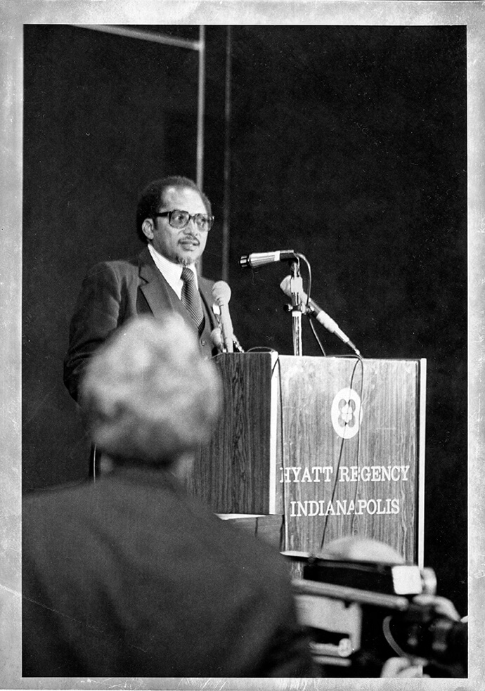 Bishop Bennie D. Warner holds a press conference at the 1980 General Conference of The United Methodist Church. After being exiled from his native Liberia, Warner pastored churches in Oklahoma, New York and Arkansas, eventually retiring as a district superintendent. Image courtesy of the General Commission on Archives and History.