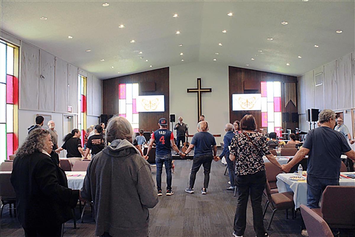 El Centro de Bienvenida abrió sus puertas con el apoyo de una subvención del programa Semillas de Mostaza, para servir como un espacio de encuentro para la comunidad y un centro de recursos para quienes lo necesitan. Foto cortesía de la Conferencia Anual Oregón-Idaho.