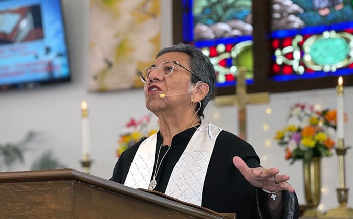 The Rev. Nohemí Ramírez preaches one of her last sermons as pastor of La Trinidad United Methodist Church in Seguin, Texas, before transferring to La Trinidad United Methodist Church in nearby San Antonio in July. Photo by the Rev. Gustavo Vasquez, UM News.