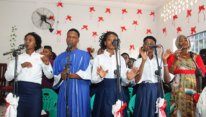 Choir members sing during the December ordination service at Bethel Cascade United Methodist Church in Bangui, Central African Republic. Photo by Chadrack Tambwe Londe, UM News.