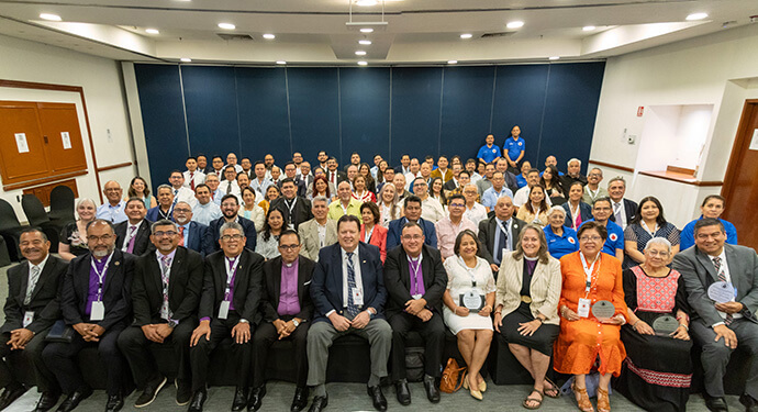 Attendees of the Methodist Church of Mexico’s General Conference in Ciudad Juárez, Mexico, pose for a photo during the May 15-22 event. Photo by Paul Gómez, United Methodist Communications.