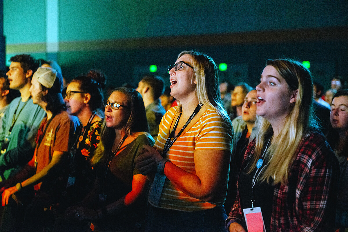 Young people sing during the 2019 EXPLORATION gathering in Orlando, Fla., sponsored by the United Methodist Board of Higher Education and Ministry. This year’s event is Nov. 6-8 in Orlando. File photo by Joseph McBrayer.